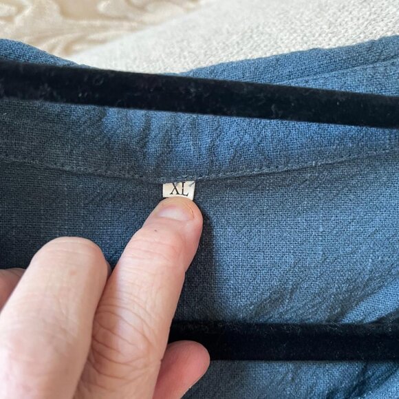 Minibee Women's Linen Button Down Tunic Top With Pockets, Blue, Extra Large (XL) - Picture 3 of 4